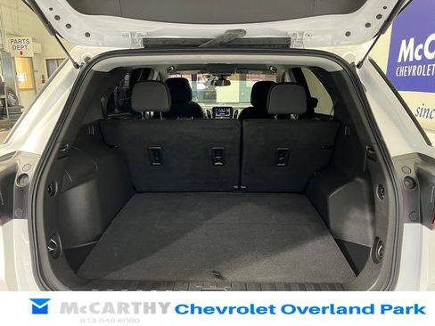 Used 2022 Chevrolet Equinox LT FWD image 27