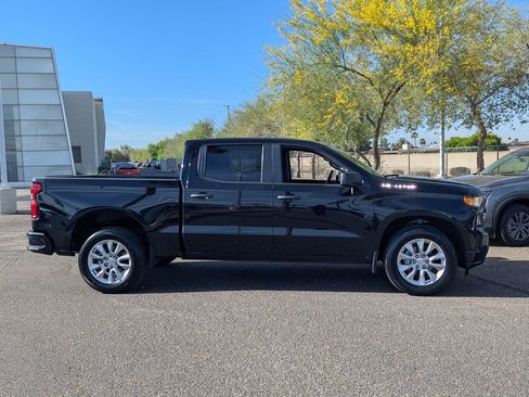 Used 2020 Chevrolet Silverado 1500 Custom w/ Custom Value Package RWD image 6