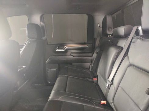Used 2024 GMC Sierra 2500 Denali w/ Denali Reserve Package AWD/4WD image 4
