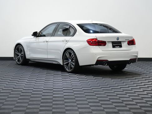 Used 2016 BMW 340i Sedan RWD image 8