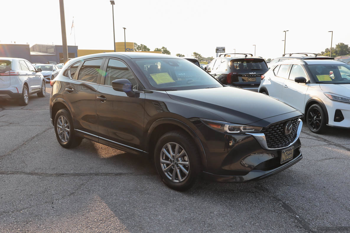 Used 2025 MAZDA CX-5 AWD 2.5 S w/ Select Package image 3