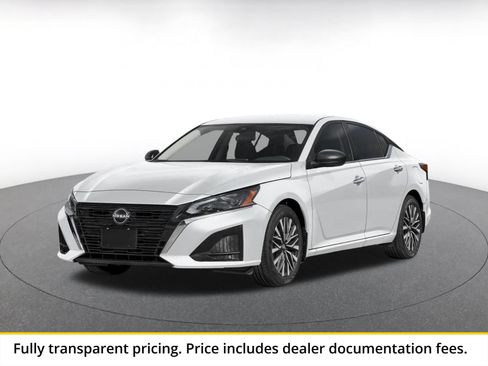 Used 2025 Nissan Altima 2.5 SV FWD image 1