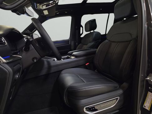 New 2026 Jeep Grand Wagoneer Summit AWD/4WD image 13