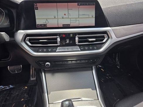 Used 2021 BMW 330i Sedan w/ M Sport Package RWD image 7