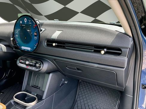 Used 2025 MINI Cooper S FWD image 16