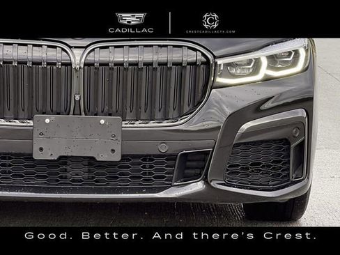 Used 2020 BMW 740i w/ M Sport Package RWD image 9