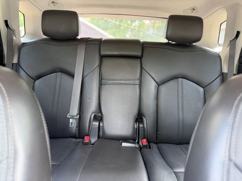 Used 2014 Cadillac SRX Luxury w/ LPO, Sports Edition Package FWD image 32