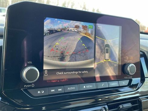 Used 2025 Nissan Pathfinder Rock Creek image 30