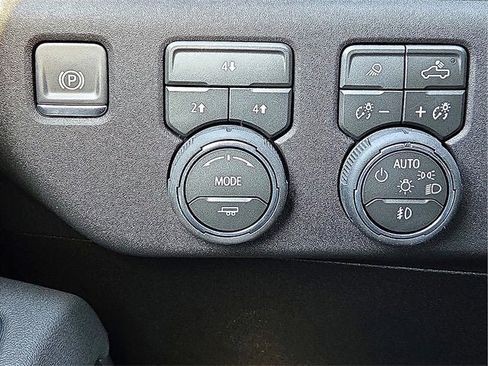 New 2026 Chevrolet Silverado 2500 LT w/ Trail Boss Package image 22