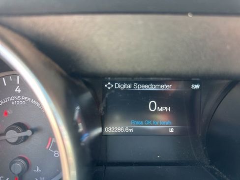 Used 2018 Ford Mustang GT Premium image 14