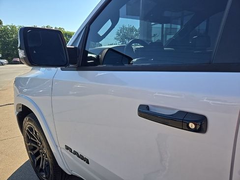 Used 2025 RAM 1500 Limited AWD/4WD image 47