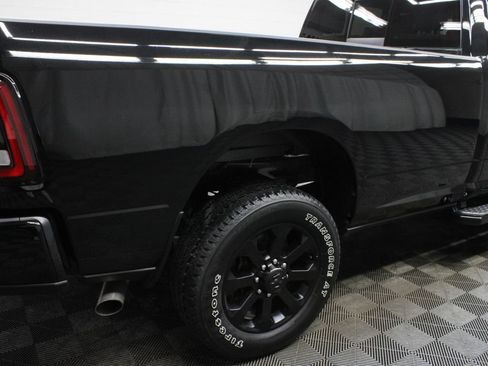 Used 2024 RAM 2500 Big Horn w/ Night Edition AWD/4WD image 36