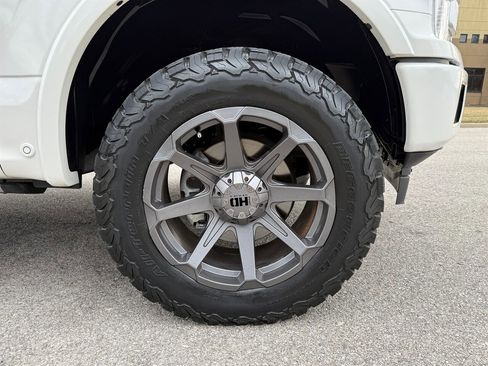 Used 2020 Ford F150 Platinum w/ Technology Package image 29