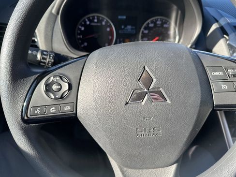 Used 2024 Mitsubishi Eclipse Cross Black Edition image 10