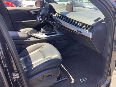 Used 2019 Audi Q7 2.0T Premium w/ Convenience Package AWD/4WD image 17
