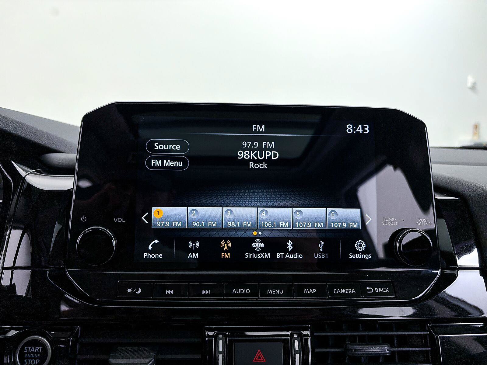 Used 2022 Nissan Pathfinder SL w/ SL Premium Package FWD image 23