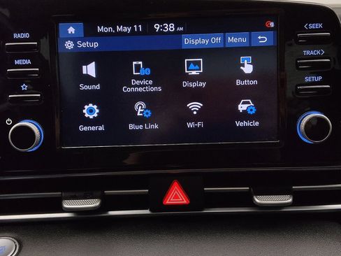 Used 2021 Hyundai Elantra SEL w/ Convenience + Premium Package FWD image 25