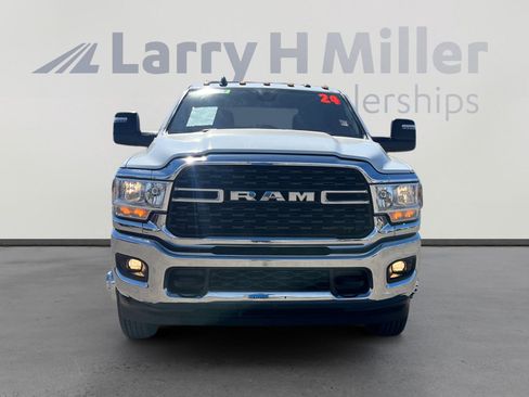 Used 2024 RAM 3500 Big Horn image 8