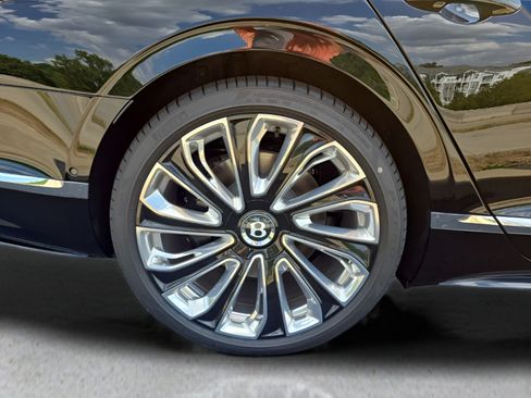 New 2025 Bentley Flying Spur Plug-In Hybrid AWD/4WD image 14