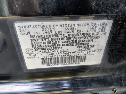 Used 2020 Nissan Versa SV FWD image 33