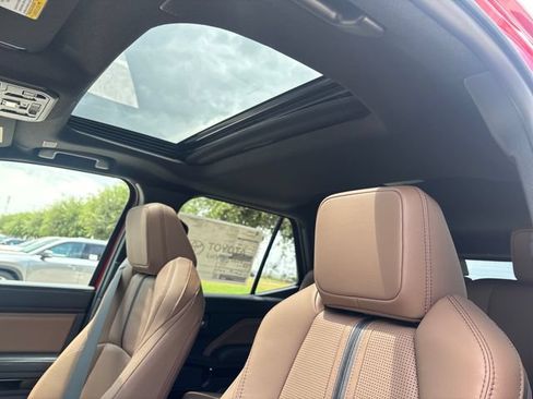 New 2026 Toyota 4Runner Limited AWD/4WD image 37