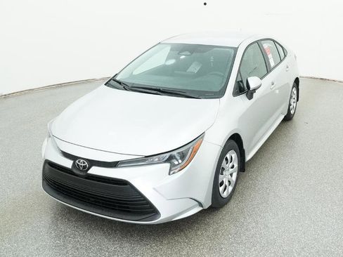 New 2026 Toyota Corolla LE image 5