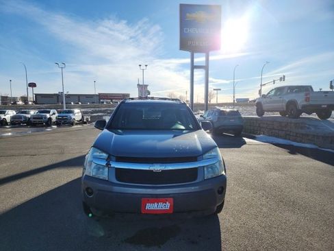 Used 2005 Chevrolet Equinox LS w/ Preferred Equipment Group image 2