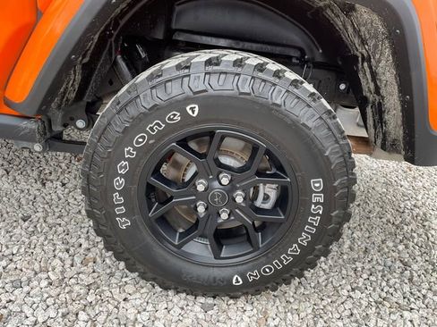 Used 2025 Jeep Gladiator Willys image 15