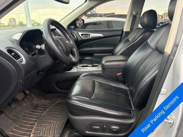 Used 2018 Nissan Pathfinder SL FWD image 13