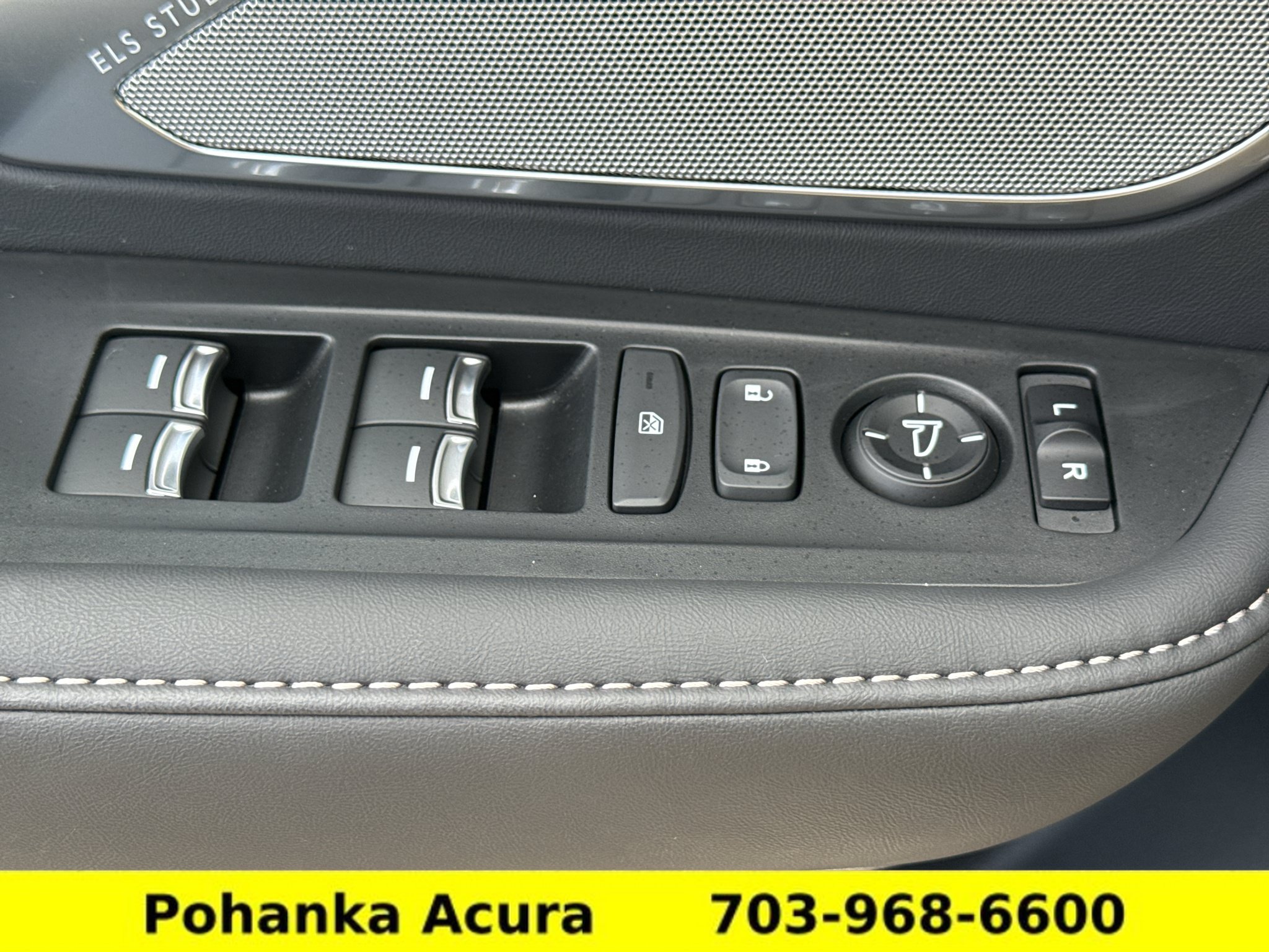 Used 2025 Acura RDX w/ Technology Package AWD/4WD image 21