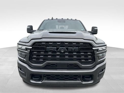 Used 2025 RAM 2500 Limited AWD/4WD image 26