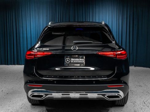 New 2025 Mercedes-Benz GLC 300 image 8