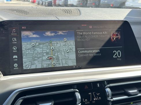 Used 2022 BMW X5 xDrive40i w/ M Sport Package AWD/4WD image 12