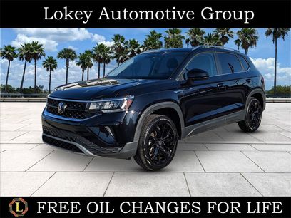 Certified 2024 Volkswagen Taos SE w/ Panoramic Sunroof Package