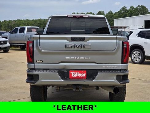 Used 2024 GMC Sierra 2500 Denali Ultimate AWD/4WD image 9