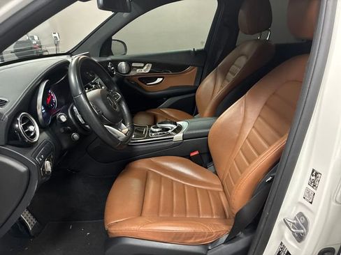 Used 2018 Mercedes-Benz GLC 43 AMG 4MATIC image 9