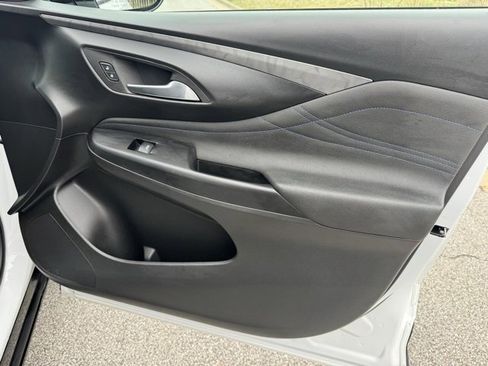 Used 2024 Buick Envista Sport Touring w/ Convenience I Package image 30