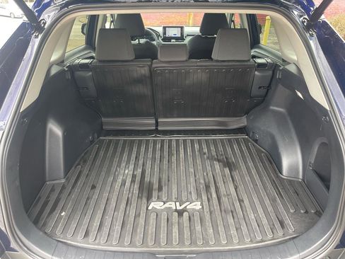Used 2024 Toyota RAV4 XLE w/ Convenience Package AWD/4WD image 29