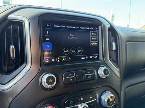 Used 2019 GMC Sierra 1500 AT4 w/ Off Road Performance Package image 44