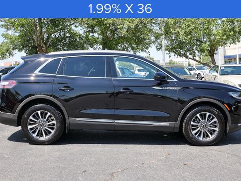 Certified 2023 Lincoln Nautilus AWD w/ Premium Package image 29