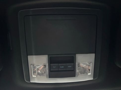 Used 2017 Ford Expedition EL Limited w/ Equipment Group 301A image 25