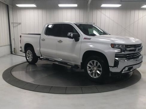 Used 2020 Chevrolet Silverado 1500 LTZ image 2