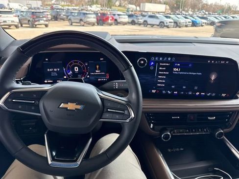 New 2026 Chevrolet Tahoe High Country AWD/4WD image 14