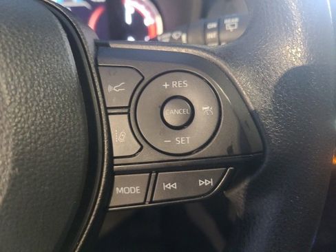 Used 2024 Toyota RAV4 XLE image 21