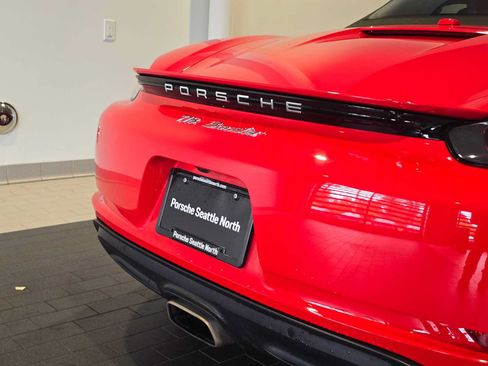 Used 2017 Porsche 718 Boxster RWD image 15