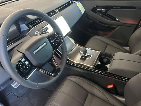 New 2026 Land Rover Range Rover Evoque Dynamic SE AWD/4WD image 4