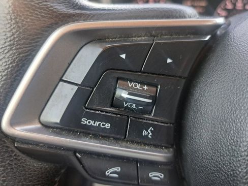 Used 2021 Subaru Outback Limited image 13