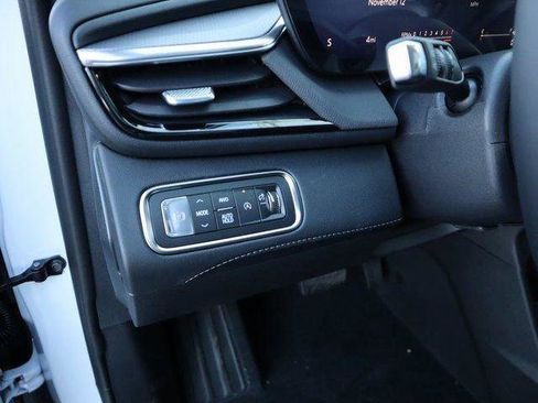 New 2026 Buick Enclave Sport Touring w/ Power Package image 32