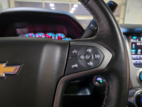 Used 2019 Chevrolet Tahoe LT w/ RST Edition image 34