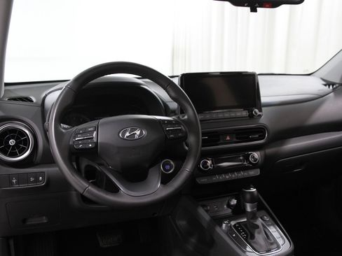 Certified 2023 Hyundai Kona SEL w/ Convenience Package image 6